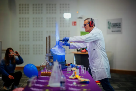 Chemistry Science Show